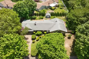 4 N Balin Ct, South Setauket, NY 11720 - Photo 2