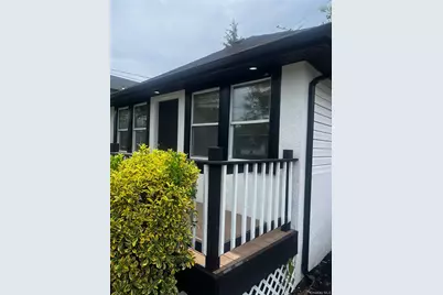 146 Penataquit Avenue, Bay Shore, NY 11706 - Photo 4