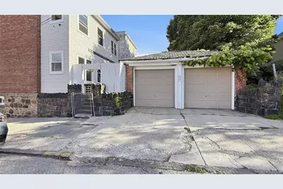 167 Voss Avenue, Yonkers, NY 10703 - Photo 22