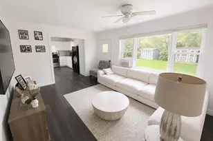 533 531 529 Montauk Hwy, Westhampton Beach, NY 11978 - Photo 24