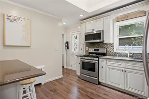 340 Main St, East Rockaway, NY 11518 - Photo 14