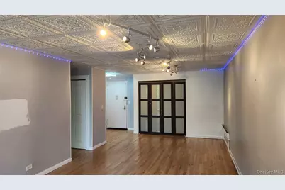 15218 Union Turnpike #204K, Flushing, NY 11367 - Photo 6