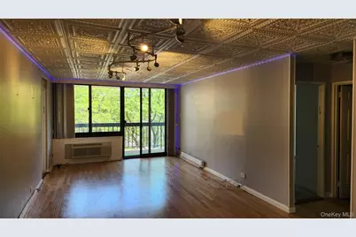 15218 Union Turnpike #204K, Flushing, NY 11367 - Photo 8