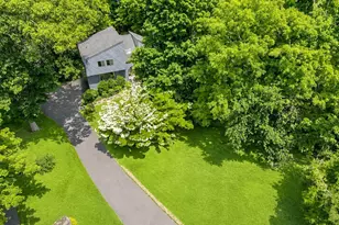 24 Anne Chambers Ln, Katonah, NY 10536 - Photo 2