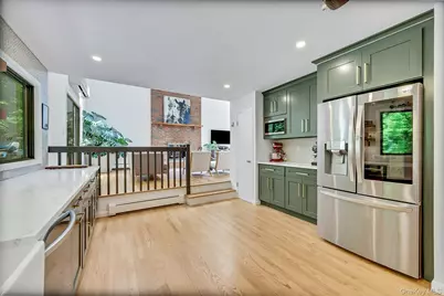 24 Anne Chambers Lane, Katonah, NY 10536 - Photo 12