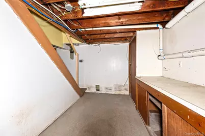 674 Henry Street, Uniondale, NY 11553 - Photo 40