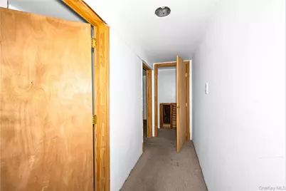 674 Henry Street, Uniondale, NY 11553 - Photo 38