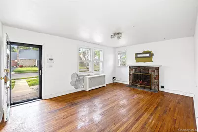 674 Henry Street, Uniondale, NY 11553 - Photo 8