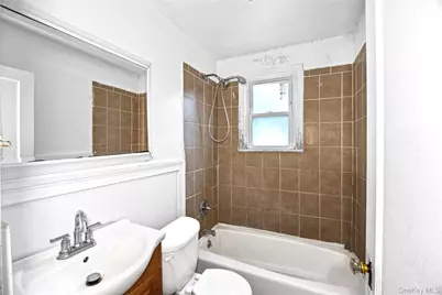 674 Henry Street, Uniondale, NY 11553 - Photo 14