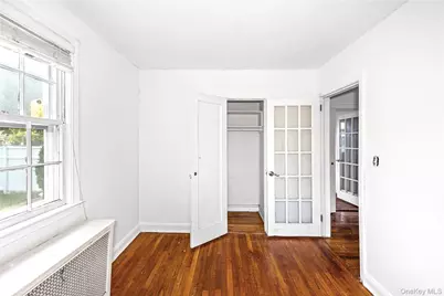 674 Henry Street, Uniondale, NY 11553 - Photo 16