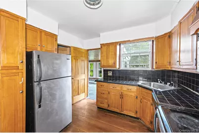 674 Henry Street, Uniondale, NY 11553 - Photo 18