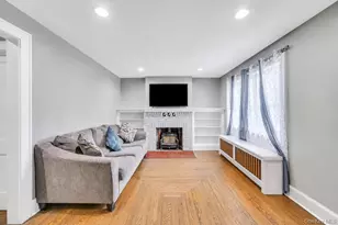 12 Mallar Ave, Bay Shore, NY 11706 - Photo 4