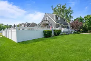 43 Woods Ln, Centereach, NY 11720 - Photo 2