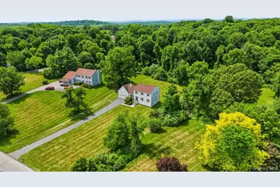 41 Saddle Ridge Drive, Hopewell Junction, NY 12533 - Photo 4
