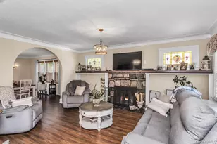 1680 Roosevelt St, Baldwin, NY 11510 - Photo 4