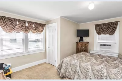 1680 Roosevelt Street, Baldwin, NY 11510 - Photo 14