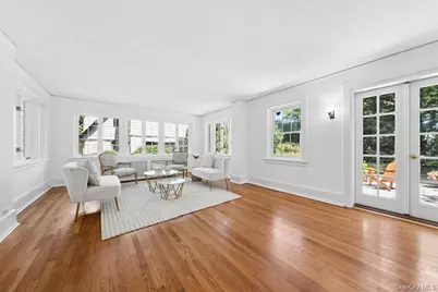 65 Wildwood Road, New Rochelle, NY 10804 - Photo 2