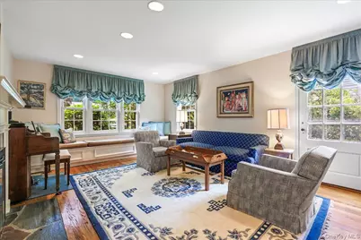 541 Claflin Avenue, Mamaroneck, NY 10543 - Photo 4