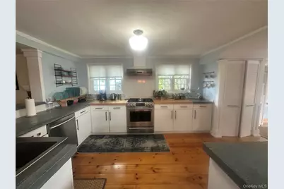 744 Main Street #1, Greenport, NY 11944 - Photo 6