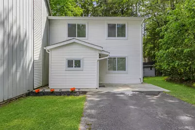34 Elizabeth Way, Kiamesha Lake, NY 12751 - Photo 1