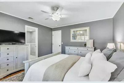 411 Hillside Avenue, West Sayville, NY 11796 - Photo 20