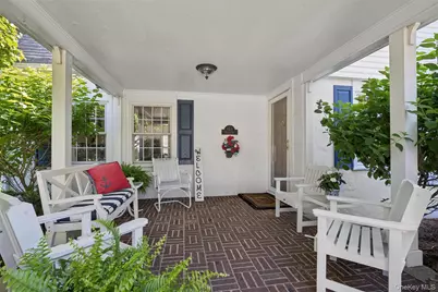 153 Roxbury Road, Garden City, NY 11530 - Photo 4