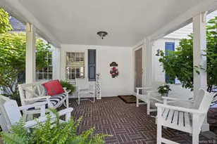 153 Roxbury Rd, Garden City, NY 11530 - Photo 4