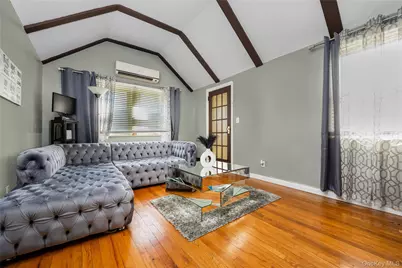 135-15 244th Street, Rosedale, NY 11422 - Photo 4