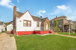 135-15 244th St, Rosedale, NY 11422 - Photo 2