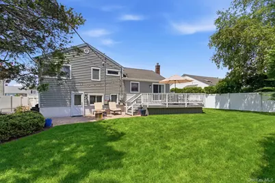 42 Kathleen Drive E, Syosset, NY 11791 - Photo 22