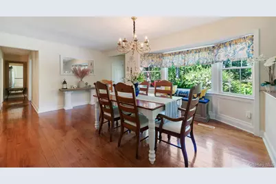 21 Jones Road, Hampton Bays, NY 11946 - Photo 12