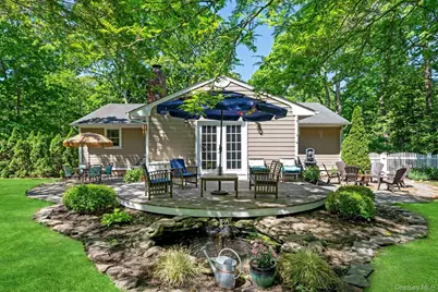 21 Jones Road, Hampton Bays, NY 11946 - Photo 28