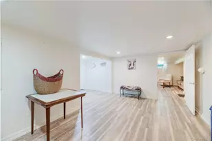 21 Jones Rd, Hampton Bays, NY 11946 - Photo 16