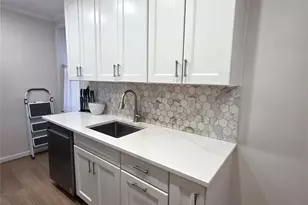 33-25 90th St, Jackson Heights, NY 11372 - Photo 8
