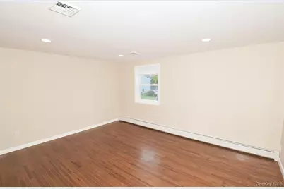 4195 Florence Road, Bethpage, NY 11714 - Photo 16