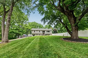 101 Dutch St, Montrose, NY 10548 - Photo 2