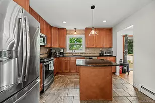 101 Dutch St, Montrose, NY 10548 - Photo 12