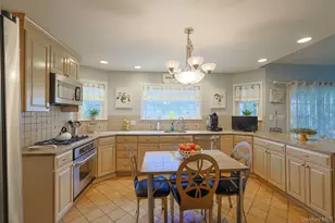 7 San Giacomo Dr, New Windsor, NY 12553 - Photo 14