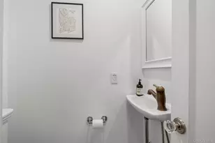 22 Vanderburgh Ave, Larchmont, NY 10538 - Photo 16
