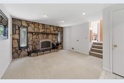 34 Campo Avenue, Selden, NY 11784 - Photo 12