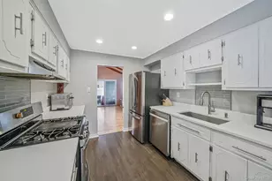 10 Nehring Ave, Babylon, NY 11702 - Photo 8