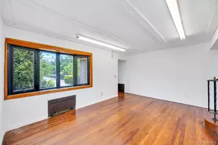110 Penataquit Ave, Bay Shore, NY 11706 - Photo 10
