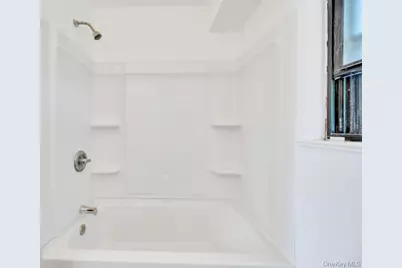 110 Penataquit Avenue, Bay Shore, NY 11706 - Photo 24