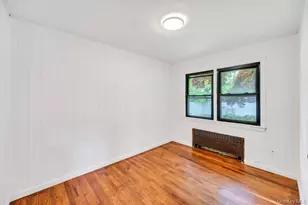 110 Penataquit Ave, Bay Shore, NY 11706 - Photo 20