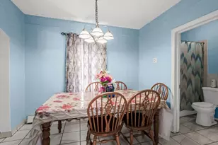 72 Pleasant Ave, Roosevelt, NY 11575 - Photo 8
