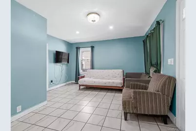 72 Pleasant Avenue, Roosevelt, NY 11575 - Photo 4