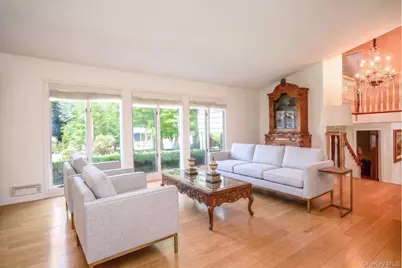 12 Lark Avenue, White Plains, NY 10607 - Photo 8