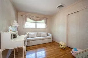 12 Lark Ave, White Plains, NY 10607 - Photo 22