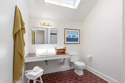 90 Peconic Avenue, Shelter Island, NY 11964 - Photo 26