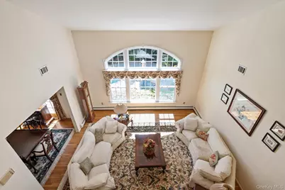 26 Quaker Lane, Farmingdale, NY 11735 - Photo 20